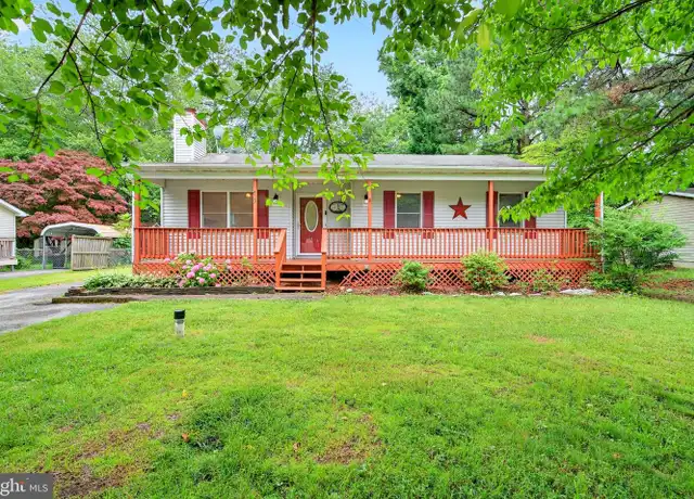 Property at 409 Dogwood Dr, Lusby, MD, 20657, 3 beds, 2 baths, [object Object]