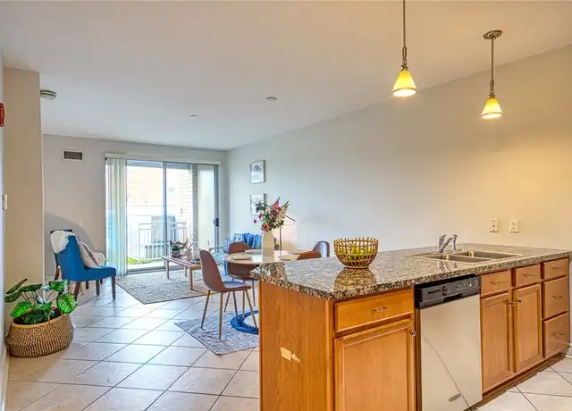 Property at 5570 Centre Ave #111, Pittsburgh, PA, 15232, 1 bed, 1 bath, [object Object]