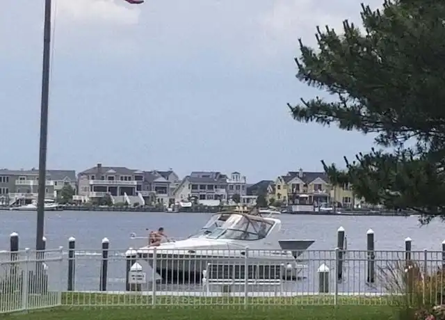 Property at 107 Wharfside Dr, Monmouth Beach, NJ, 07750, 1 bed, 1 bath, [object Object]