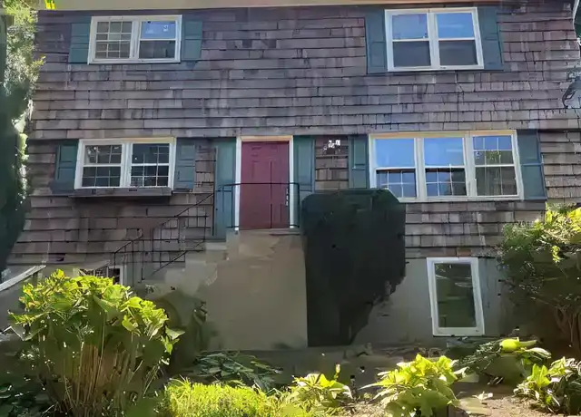 Property at 135 Waterside Ave, Northport, NY, 11768, 2 beds, 1 bath, [object Object]