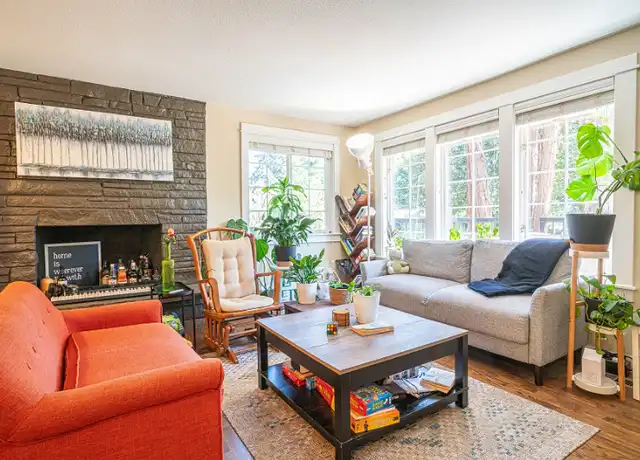Property at 13341 31st Ave NE, Seattle, WA, 98125, 1 bed, 1 bath, [object Object]