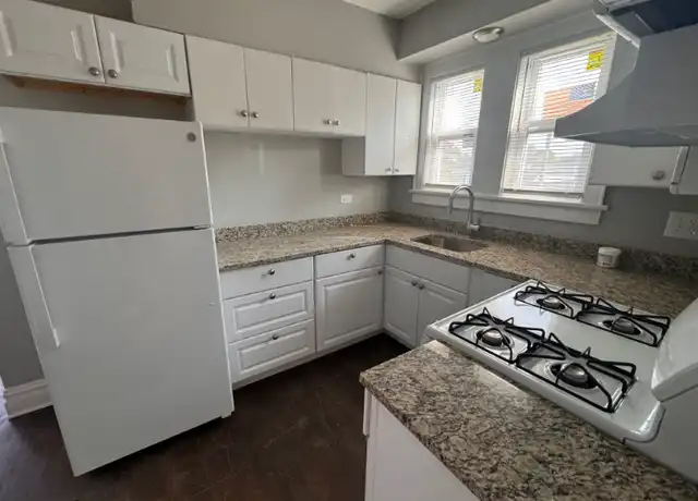 Property at 2235 Vermont St Unit 2F, Blue Island, IL, 60406, 1 bed, 1 bath, [object Object]