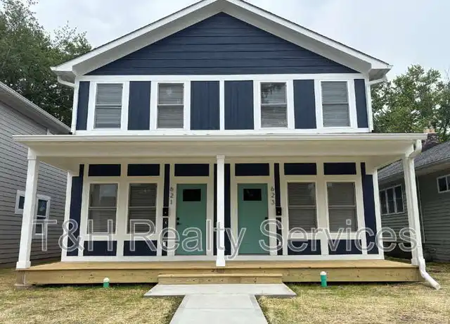 Property at 623 W 39th St, Indianapolis, IN, 46208, 2 beds, 2.5 baths, [object Object]