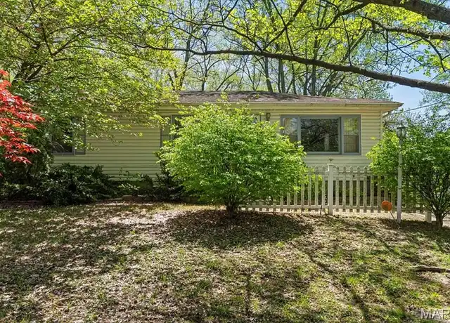 Property at 108 Anabel Ave, Saint Louis, MO, 63135, 3 beds, 1.5 baths, [object Object]