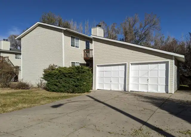 Property at 735 Manitou Blvd, Colorado Springs, CO, 80904, 2 beds, 2 baths, [object Object]