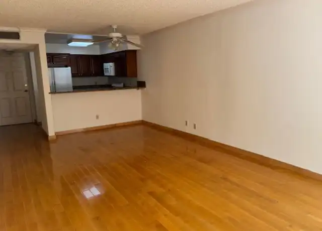 Property at 4300 Beverly Glen Blvd Unit 104, Sherman Oaks, CA, 91423, 1 bed, 1 bath, [object Object]