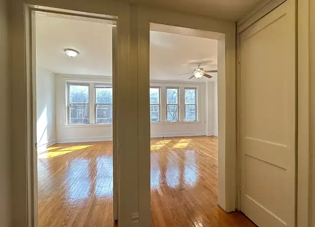 Property at The Barclay - 5634 N Kenmore Ave, Chicago, IL, 60660, 0 beds, 1 bath, [object Object]