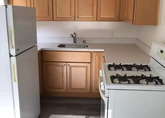 Property at 1708 Euclid Ave Unit 7S, Berkeley, CA, 94709, 1 bed, 1 bath, [object Object]