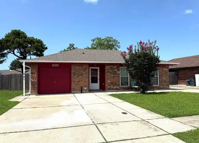 Property at 428 Bertolino Dr, Kenner, LA, 70065, 3 beds, 2 baths, [object Object]