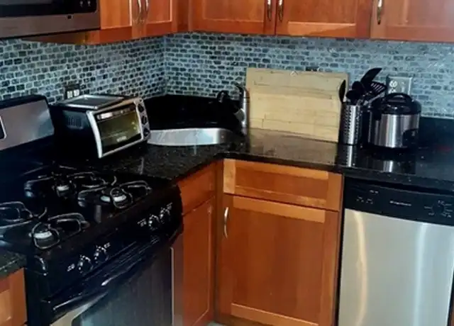 Property at 191 Maverick St Unit 1R, Boston, MA, 02128, 2 beds, 1 bath, [object Object]