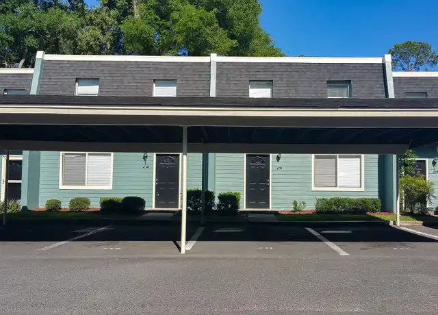 Property at 501 SW 75th St Unit J11, Gainesville, FL, 32607, 4 beds, 2.5 baths, [object Object]