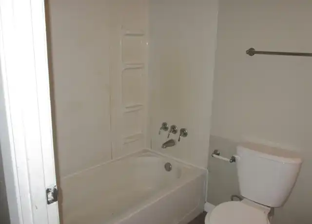 Property at 213 Ragan St, Ruston, LA, 71270, 3 beds, 2 baths, [object Object]