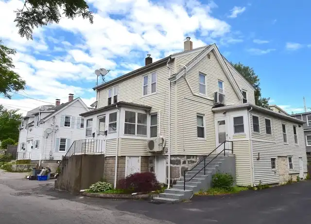 Property at 12 Parmenter Pl Unit 2, Quincy, MA, 02169, 3 beds, 1.5 baths, [object Object]