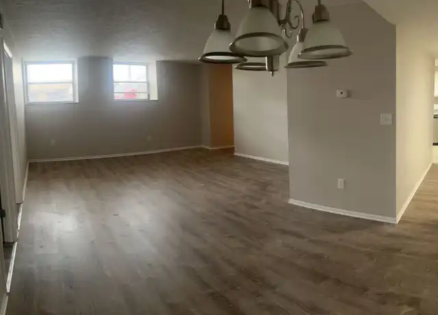 Property at 2 Columbia Ave Unit CO 4, West View, PA, 15229, 2 beds, 1 bath, [object Object]
