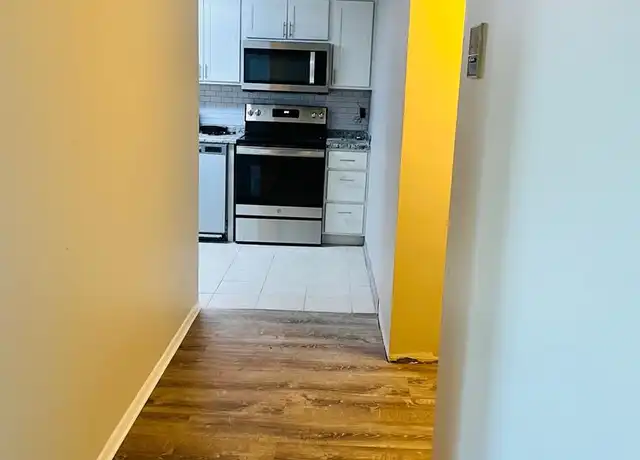 Property at 2 Columbia Ave Unit CO 4, West View, PA, 15229, 2 beds, 1 bath, [object Object]