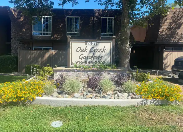 Property at Oak Creek Apartments -small cozy complex - 8601 Fair Oaks Blvd, Carmichael, CA, 95608, 2 beds, 1-1.5 bath, [object Object]
