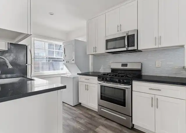 Property at 241 Bonito Ave Unit 4, Long Beach, CA, 90802, 1 bed, 1 bath, [object Object]