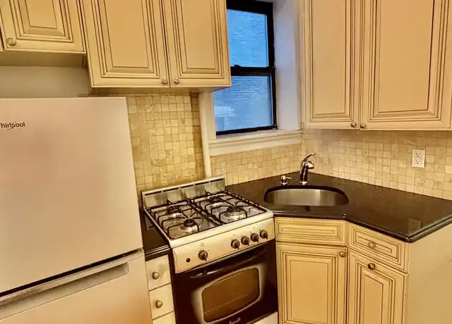 Property at 211 W 88th St Unit 1C, New York, NY, 10024, 2 beds, 1 bath, [object Object]