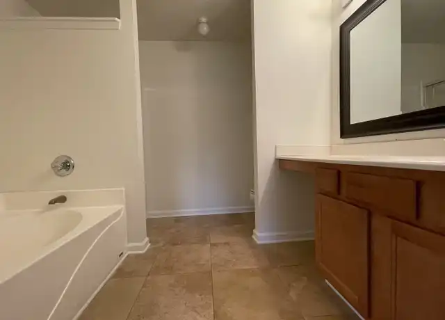 Property at 1919 Dilcrest Dr #1919, Duluth, GA, 30096, 2 beds, 2.5 baths, [object Object]