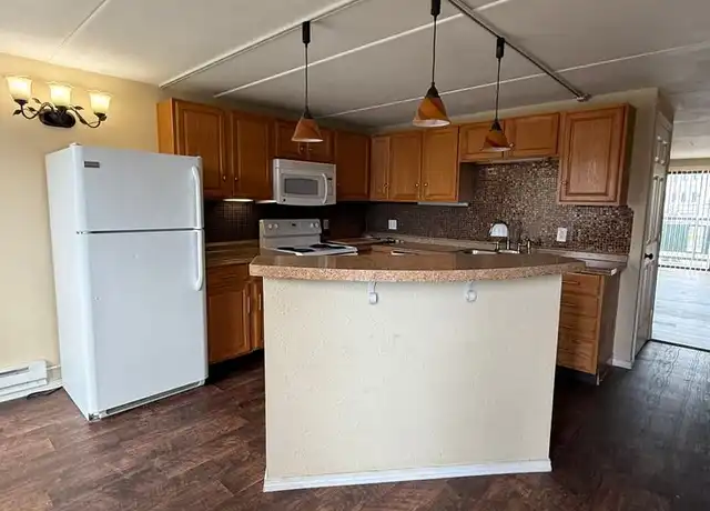 Property at 300 N 25th St Unit 204, Billings, MT, 59101, 2 beds, 1 bath, [object Object]