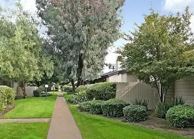 Property at Maple Leaf Apartments - 7150 N Maple Ave, Fresno, CA, 93720, 1-2 bed, 1-2 bath, [object Object]