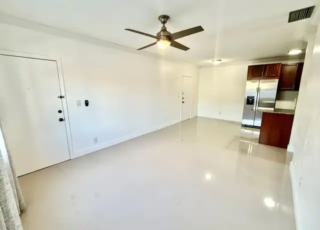 Property at 299 SW 7th St Unit 101a, Boca Raton, FL, 33432, 2 beds, 2 baths, [object Object]