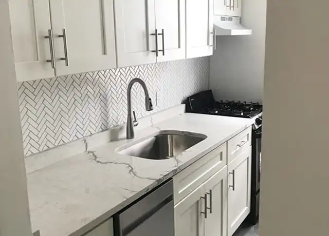 Property at 90 Winthrop Shore Dr Unit 2, Winthrop, MA, 02152, 2 beds, 1 bath, [object Object]