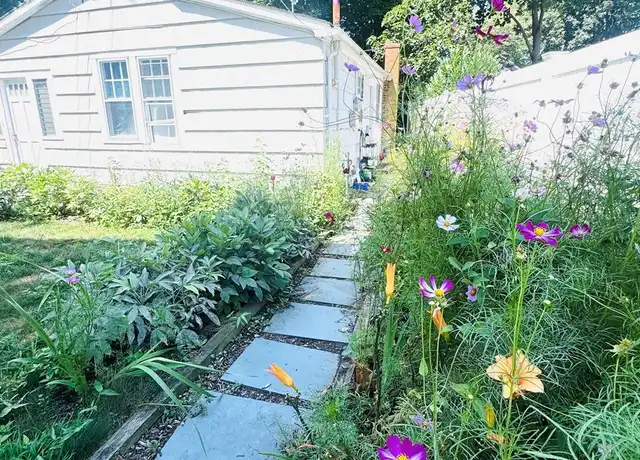 Property at 105 Burt Ave, Northport, NY, 11768, 1 bed, 1 bath, [object Object]