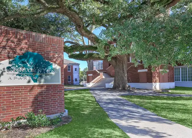 Property at 1805 Cherry St, Vicksburg, MS, 39180, 2 beds, 1 bath, [object Object]