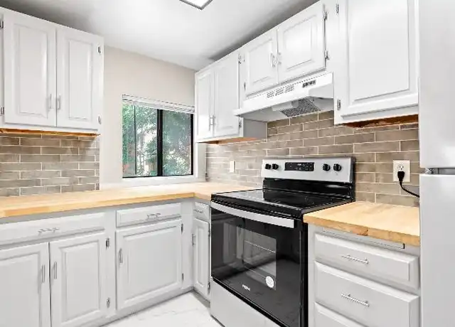 Property at 1602 N Franklin St, Denver, CO, 80218, 2 beds, 1 bath, [object Object]