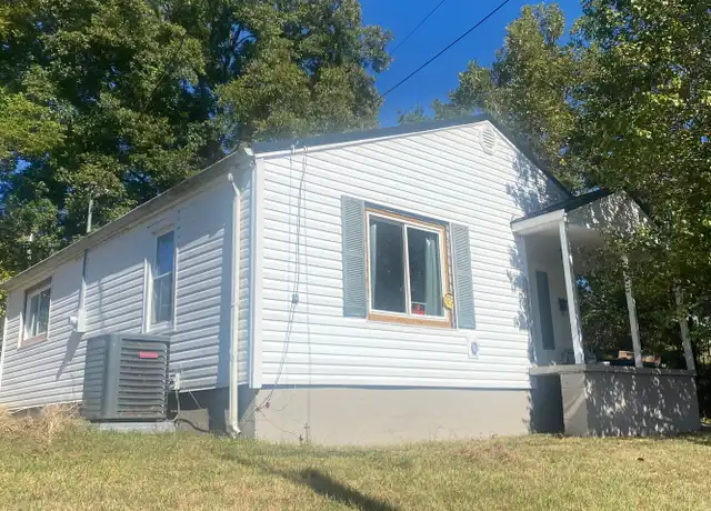Property at 112 Chapel St, Greeneville, TN, 37743, 2 beds, 1 bath, [object Object]