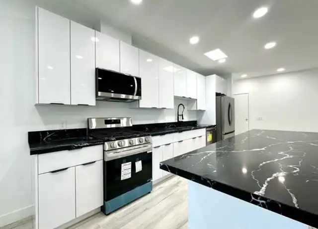 Property at 6255 Woodman Ave #201, Van Nuys, CA, 91401, 3 beds, 2 baths, [object Object]
