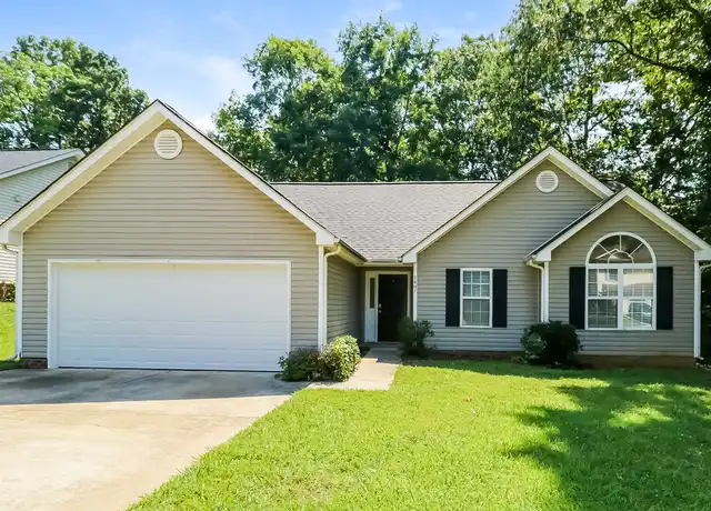 Property at 7807 Lobilia Ln, Charlotte, NC, 28214, 3 beds, 2 baths, [object Object]