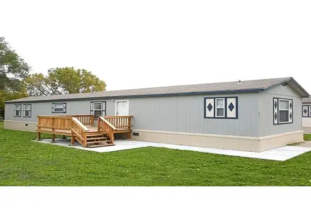 Property at Heritage Oaks - 2720 N 2nd St, Lincoln, NE, 68521, 2 beds, 2 baths, [object Object]