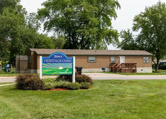 Property at Heritage Oaks - 2720 N 2nd St, Lincoln, NE, 68521, 2-3 beds, 2 baths, [object Object]