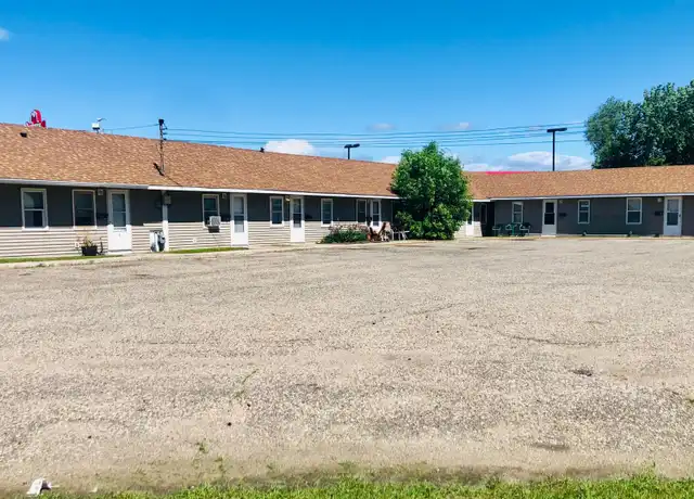 Property at 1730 1st St SW Unit 8, Minot, ND, 58701, 1 bed, 1 bath, [object Object]