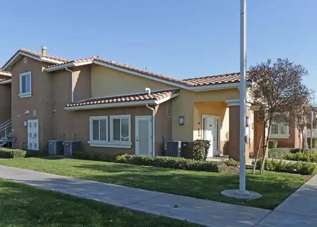 Property at 40606 Road 128, Cutler, CA, 93615, 4 beds, 2 baths, [object Object]