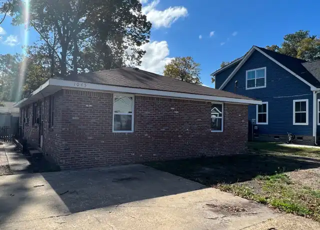 Property at 1045 E Chester St Unit B, Norfolk, VA, 23503, 2 beds, 1 bath, [object Object]