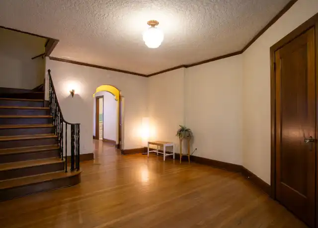 Property at 912 SW Vista Ave Unit 214, Portland, OR, 97205, 2 beds, 1 bath, [object Object]