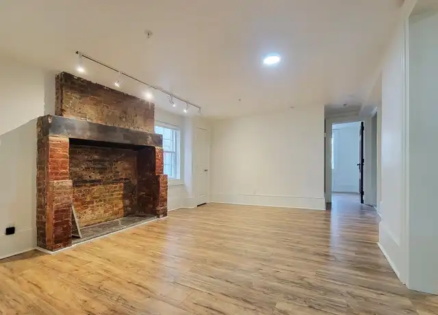 Property at 284 Liberty St Unit B, Newburgh, NY, 12550, 1 bed, 1 bath, [object Object]