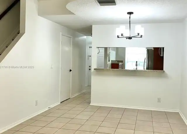 Property at 150 SW 96th Ter, Plantation, FL, 33324, 2 beds, 2.5 baths, [object Object]