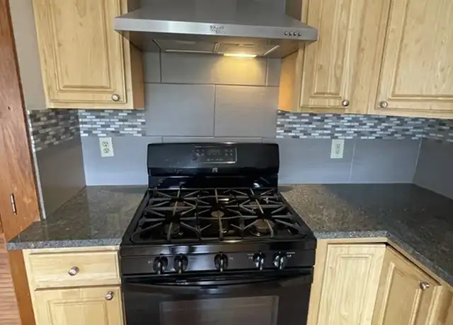 Property at 12-14 McKenn St Unit 2, Waltham, MA, 02453, 3 beds, 1 bath, [object Object]