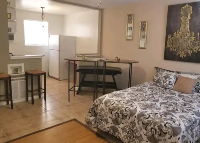 Property at 911 Riviera St, Jacksonville, FL, 32207, 1 bed, 1 bath, [object Object]