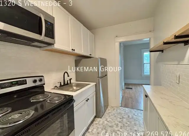 Property at 1320 S Westnedge Ave Unit 3, Kalamazoo, MI, 49008, 1 bed, 1 bath, [object Object]