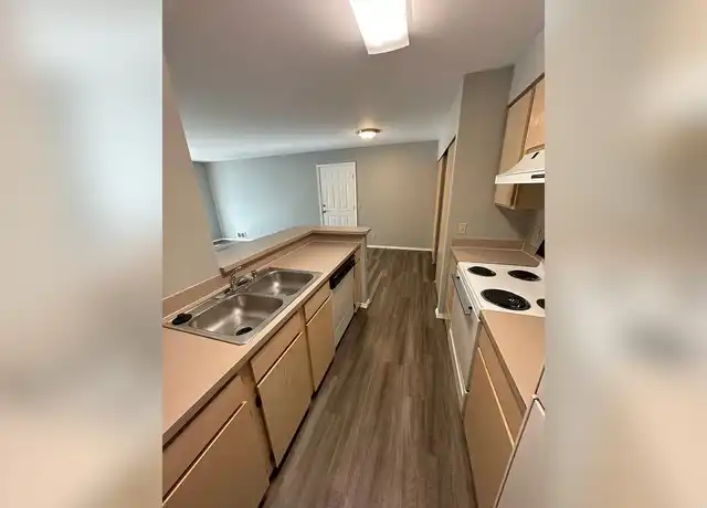 Property at 1302 Birchwood Ave, Bellingham, WA, 98225, 1 bed, 1 bath, [object Object]