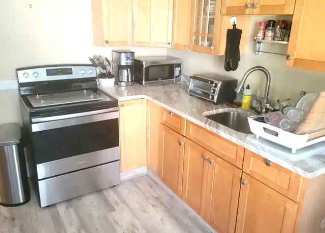 Property at 977 Hancock St Unit 2, Quincy, MA, 02170, 1 bed, 1 bath, [object Object]