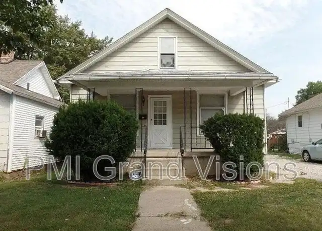 Property at 1804 E Lawrence St, Decatur, IL, 62521, 3 beds, 1 bath, [object Object]