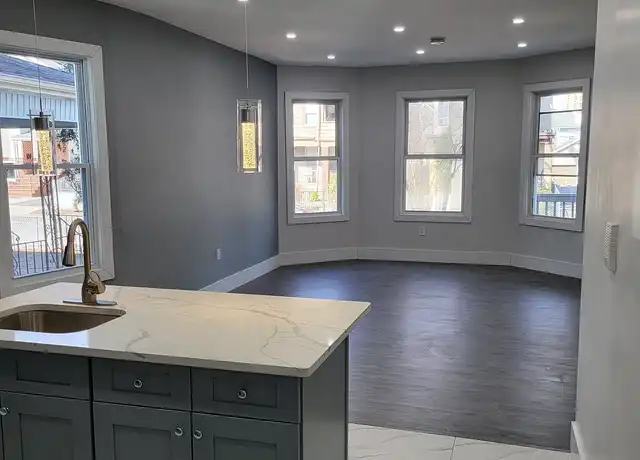 Property at 360 N Grove St Unit 1, East Orange, NJ, 07017, 3 beds, 1 bath, [object Object]