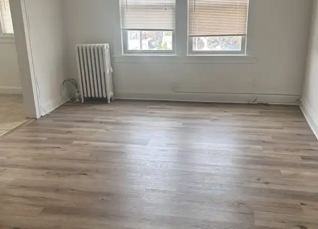 Property at 12463 Cedar Rd Unit 306, Cleveland Heights, OH, 44106, 1 bed, 1 bath, [object Object]