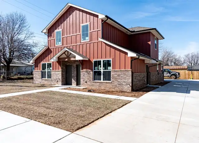 Property at 226 N 3rd St, Yukon, OK, 73099, 3 beds, 2.5 baths, [object Object]